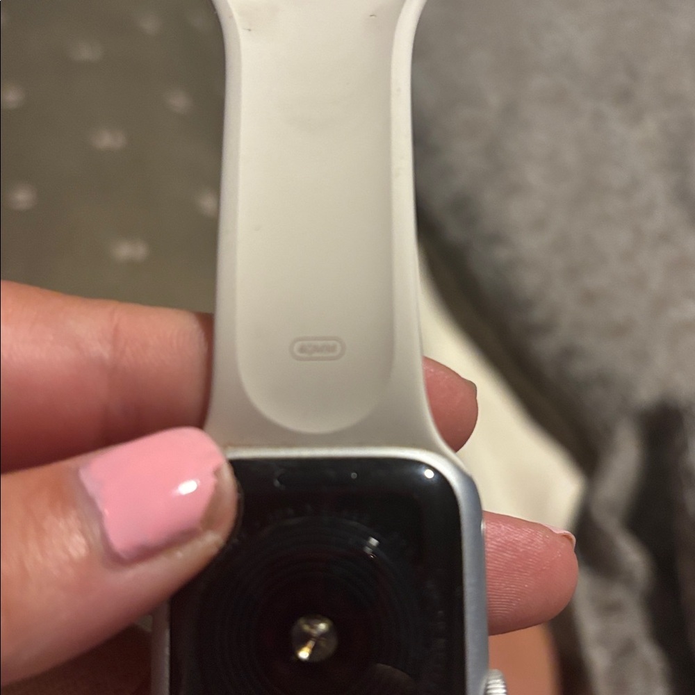 Silver 40mm Apple Watch - Picture 4 of 4